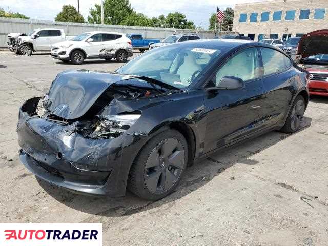 Tesla Model 3 benzyna 2021r. (LITTLETON)