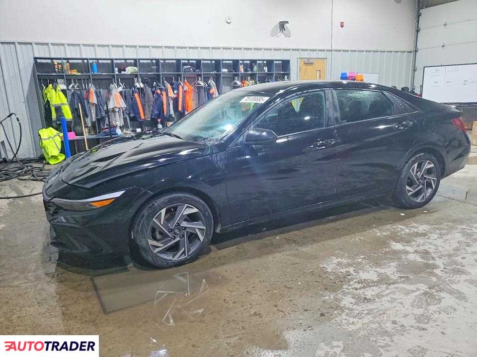 Hyundai Elantra 2025 2