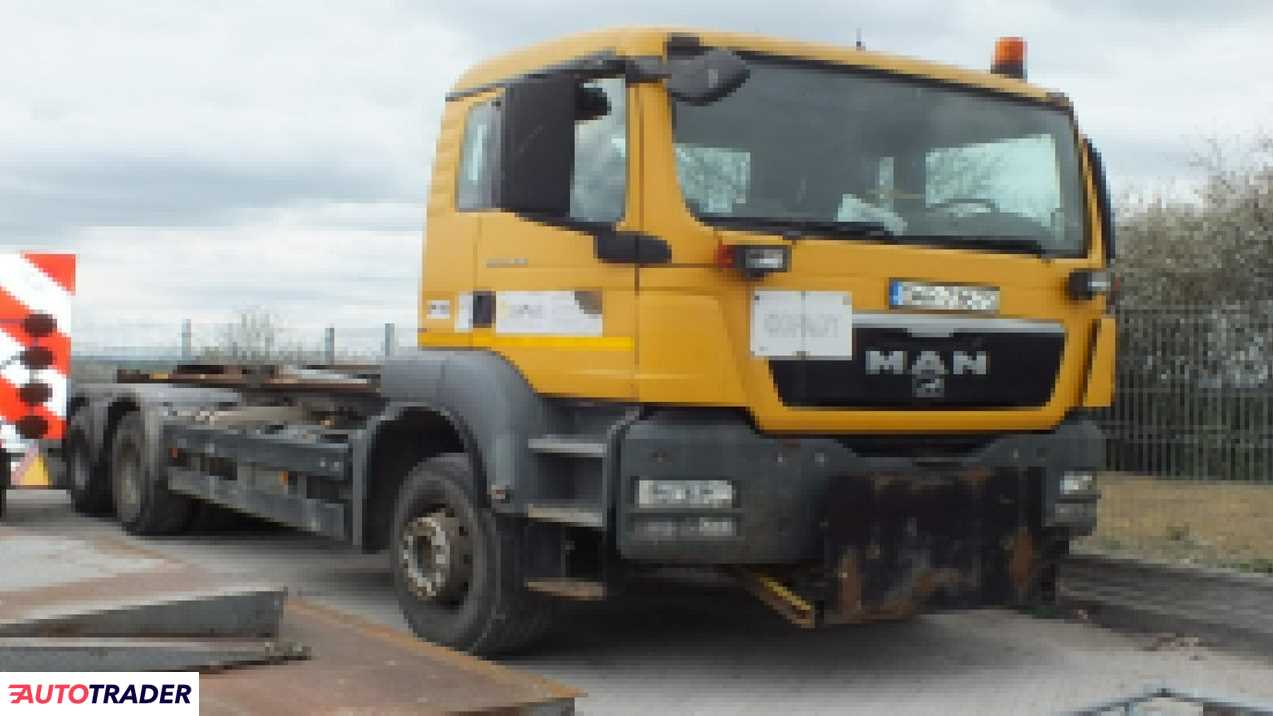 Man 2011 Man 2011