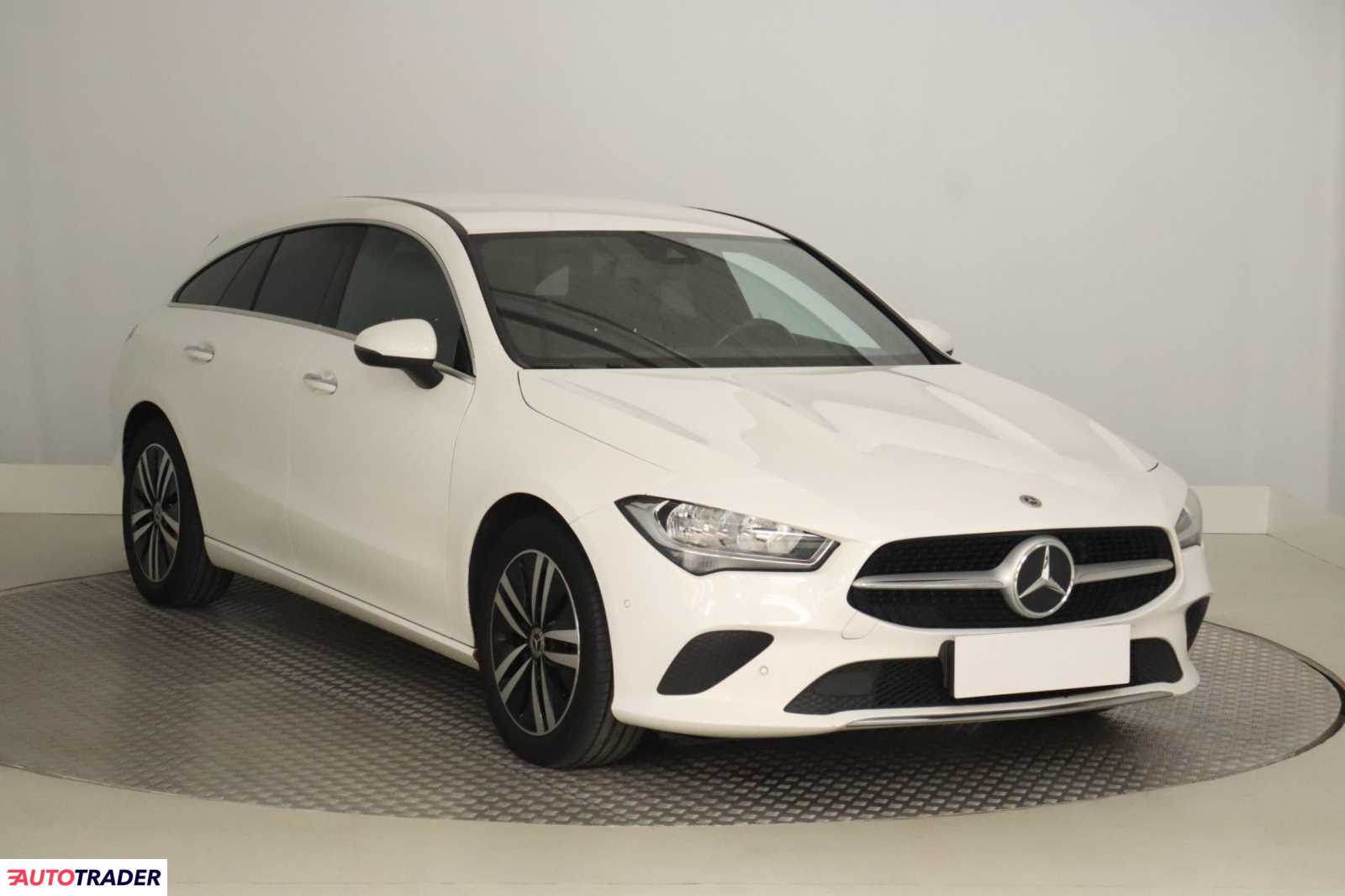Mercedes Pozostałe 2021 1.5 113 KM