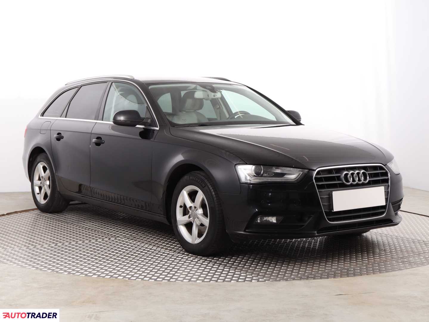 Audi A4 2015 2.0 187 KM