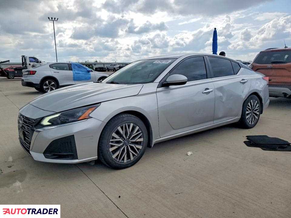 Nissan Altima 2023 2