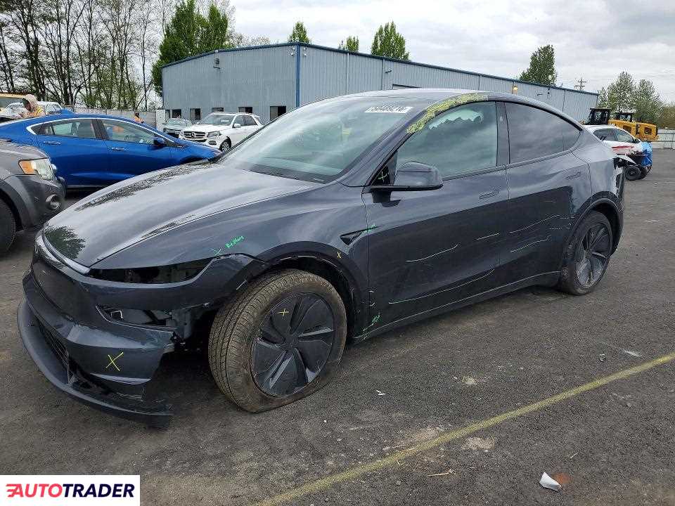 Tesla Model Y 2026