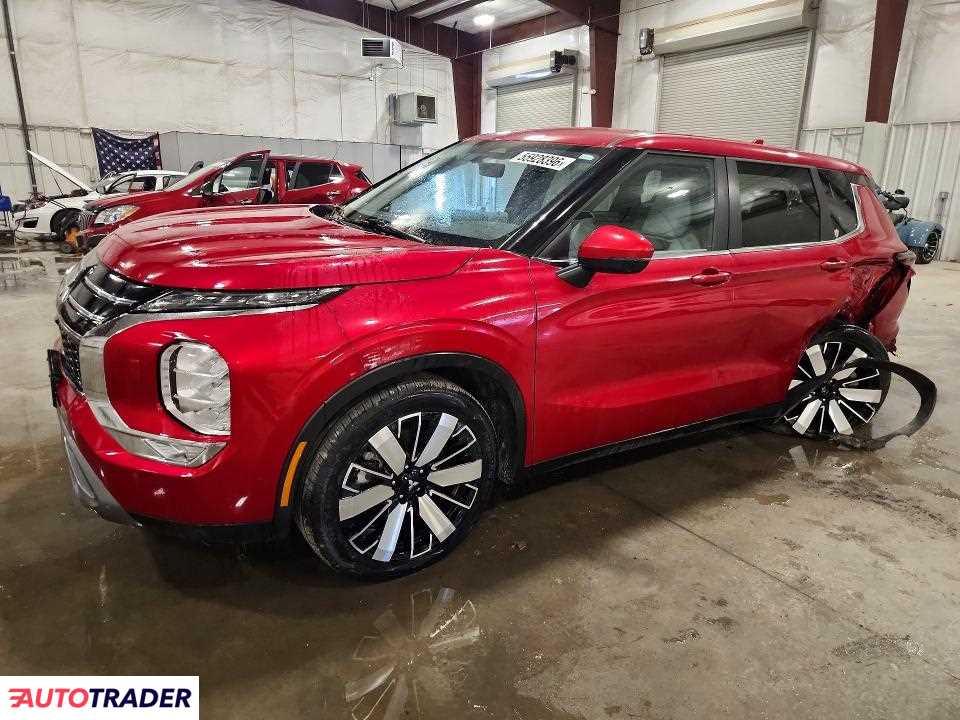Mitsubishi Outlander 2025 2