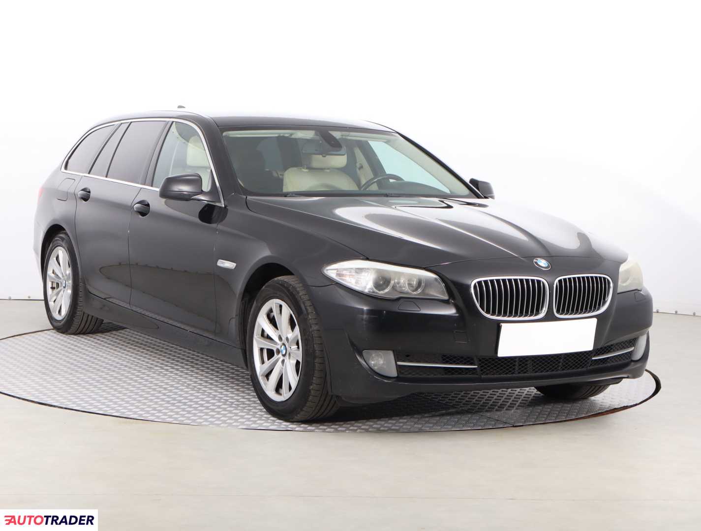 BMW 520 2011 2.0 181 KM BMW 520 2011 2.0 181 KM