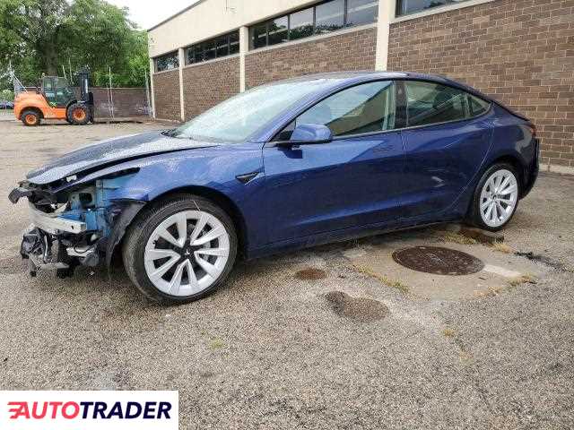 Tesla Model 3 2022