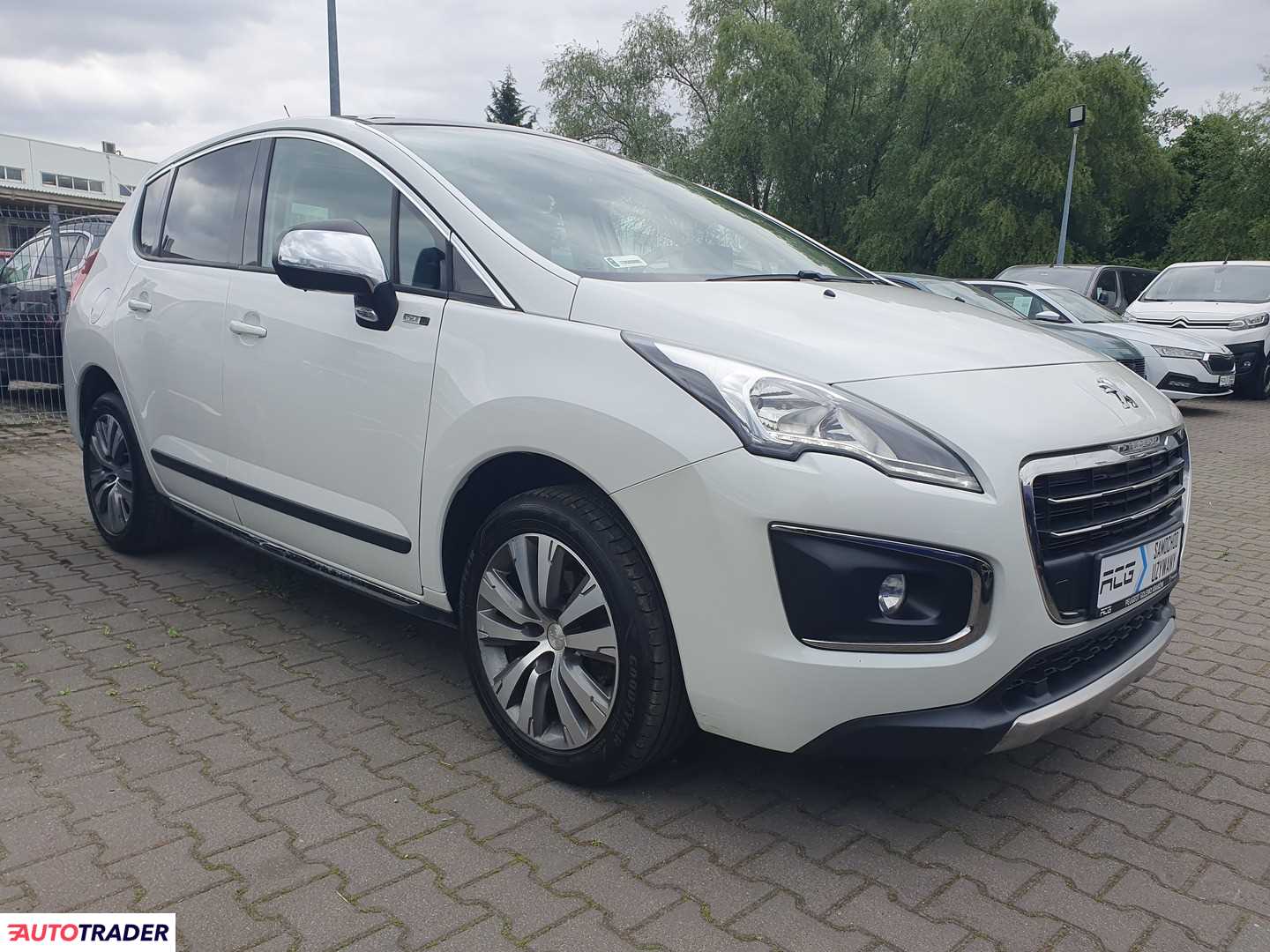 Peugeot 3008 2015 1.2 130 KM Peugeot 3008 2015 1.2 130 KM