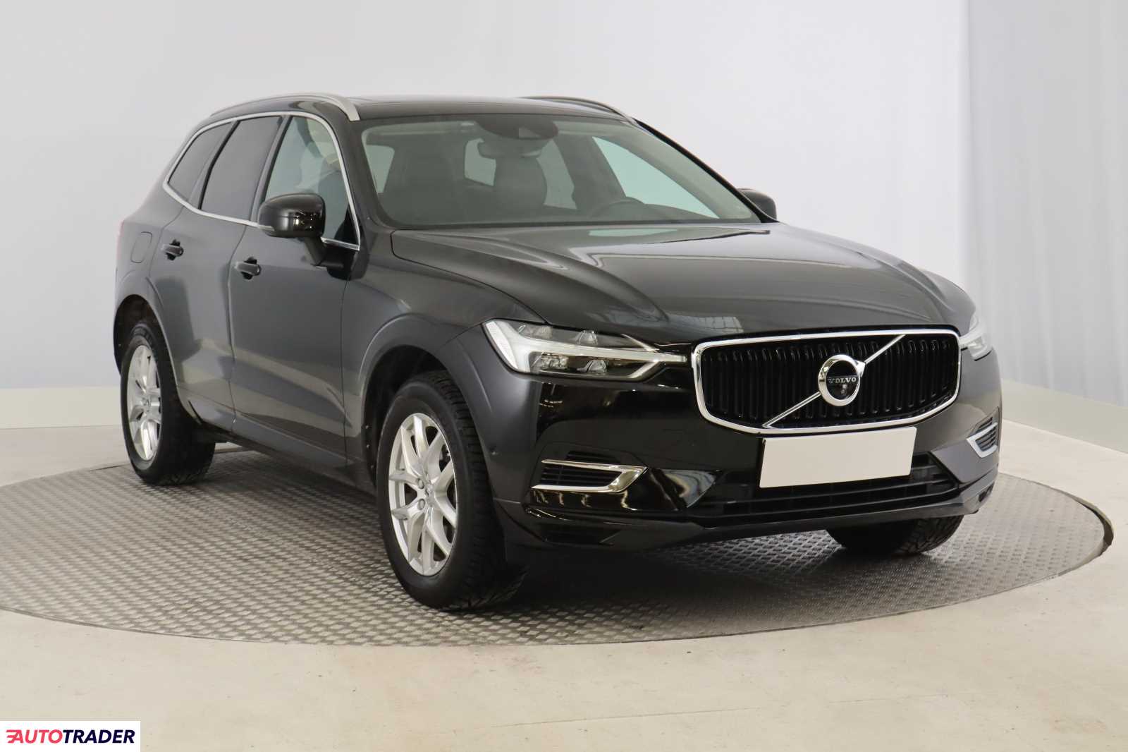 Volvo XC60 2018 2.0 386 KM