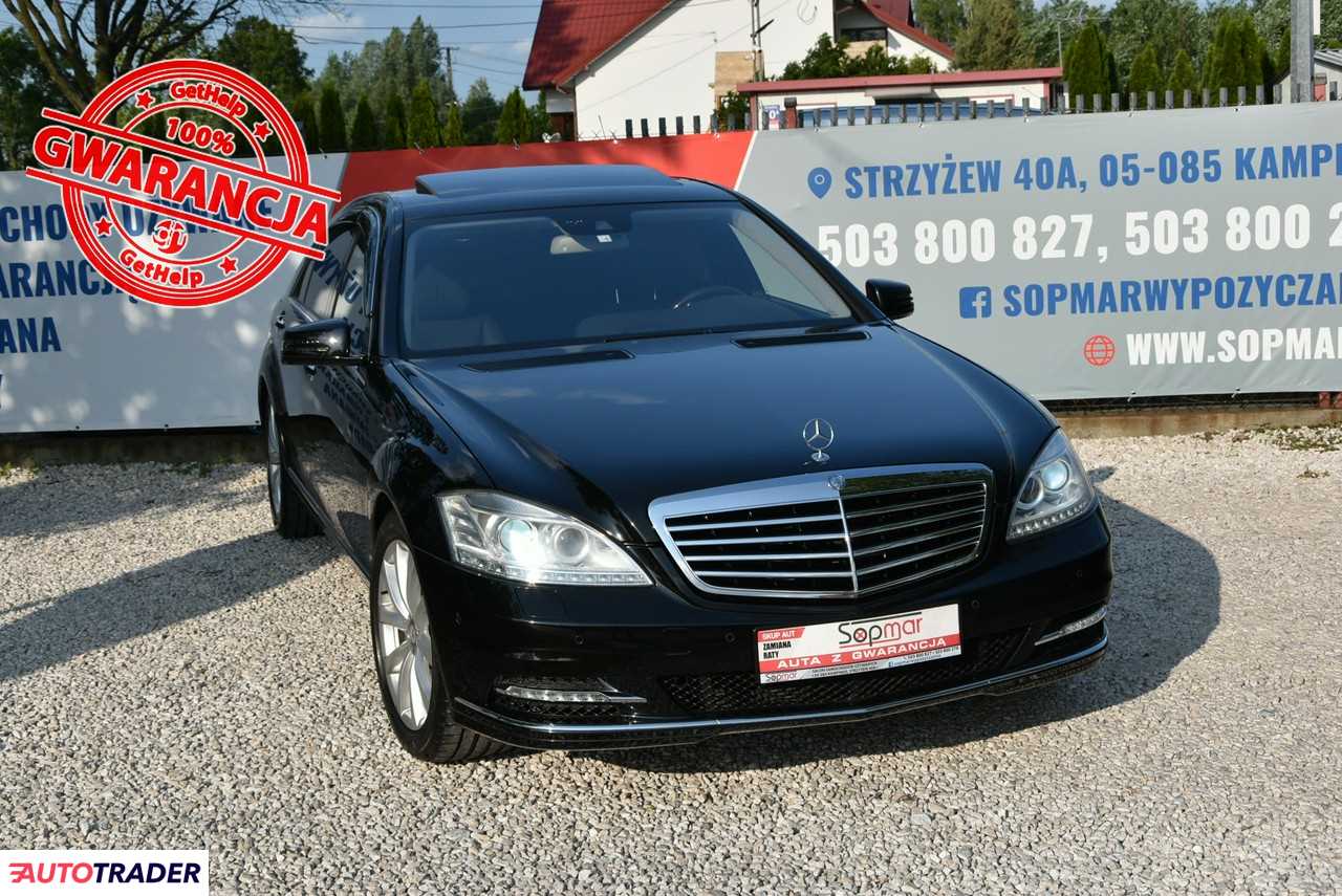 Mercedes Pozostałe 2010 5.5 388 KM Mercedes Pozostałe 2010 5.5 388 KM