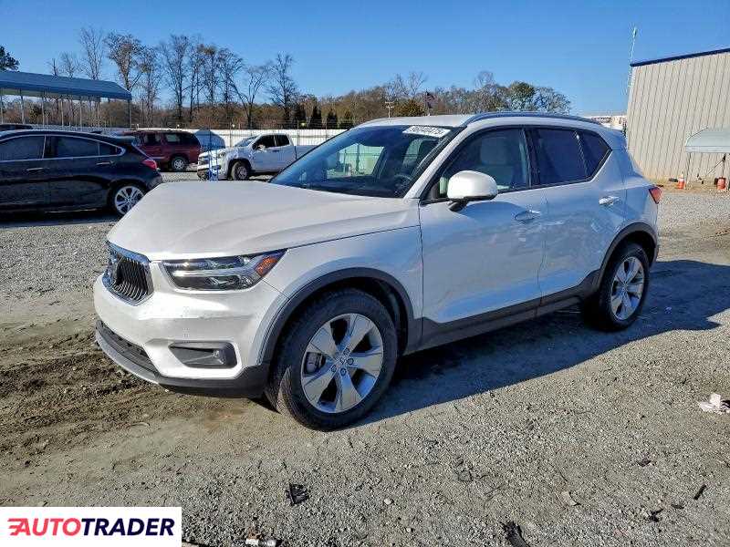 Volvo XC40 2022 2