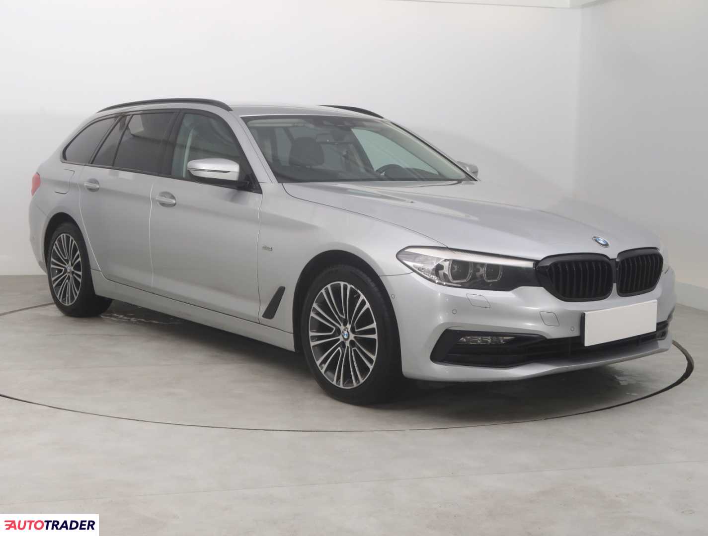 BMW 520 2017 2.0 187 KM BMW 520 2017 2.0 187 KM