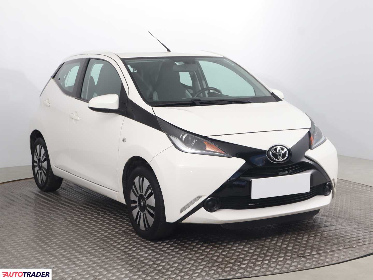 Toyota Aygo 2017 1.0 68 KM Toyota Aygo 2017 1.0 68 KM