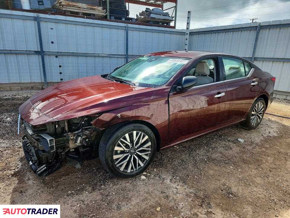 Nissan Altima 2025 2