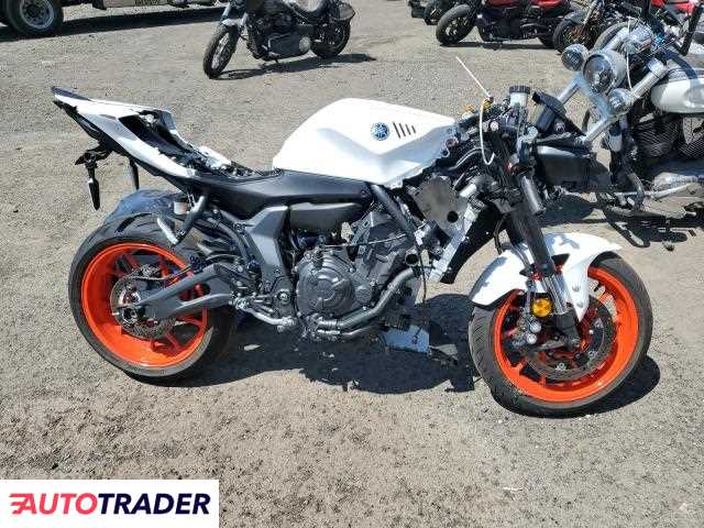 Yamaha YZF 2023 Yamaha YZF 2023