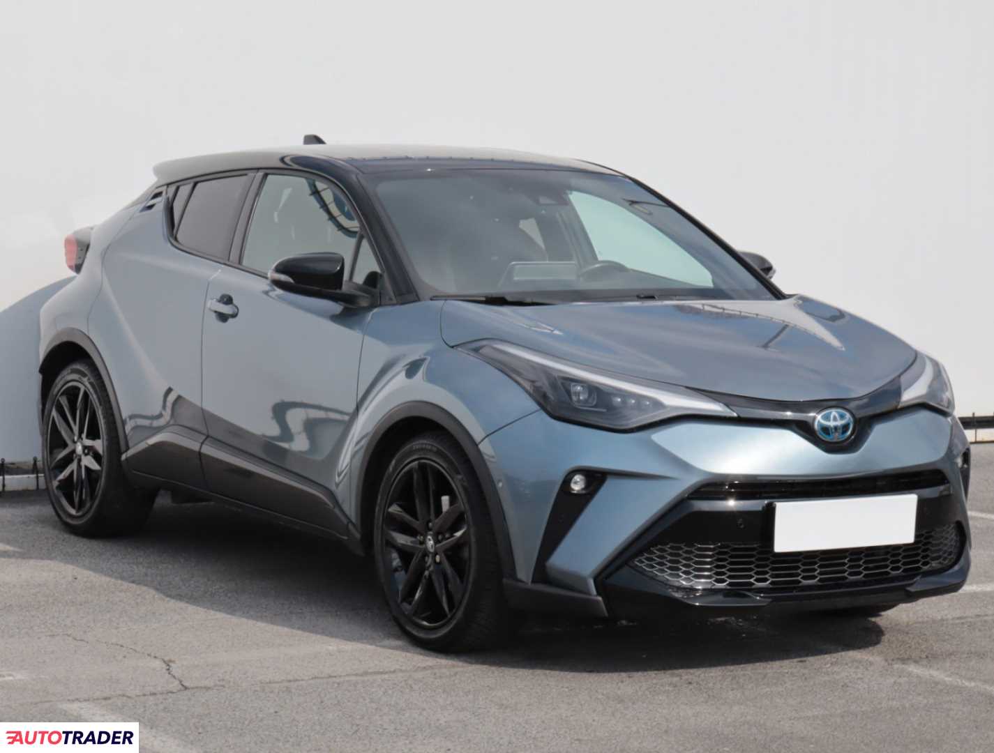 Toyota C-HR 2022 2.0 181 KM