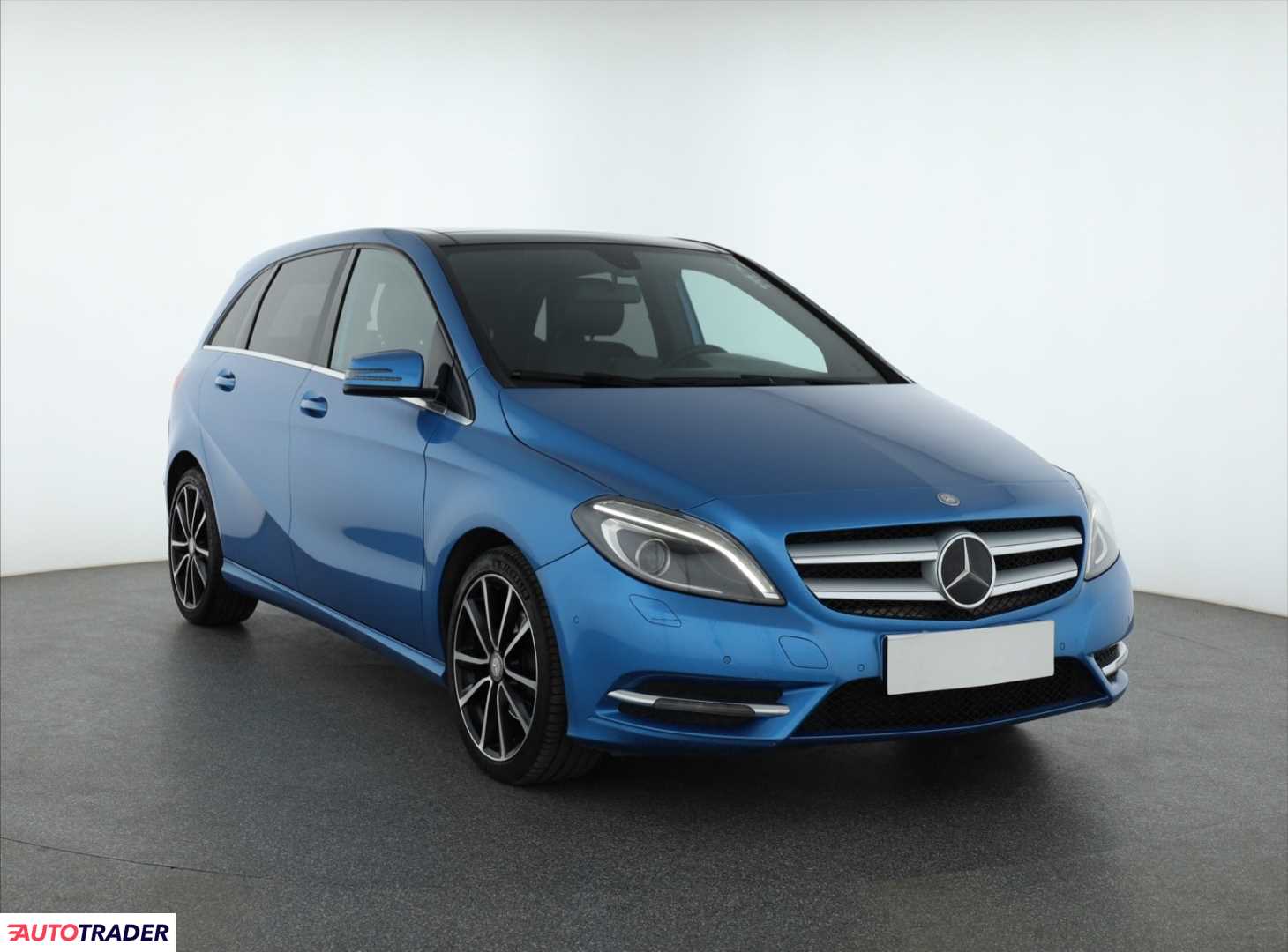 Mercedes B-klasa 2013 1.8 107 KM