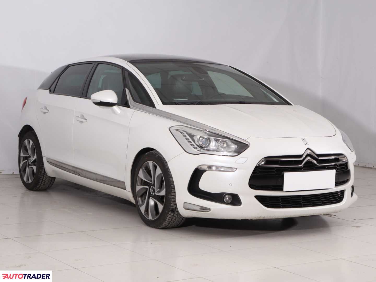 Citroen DS5 2013 2.0 160 KM