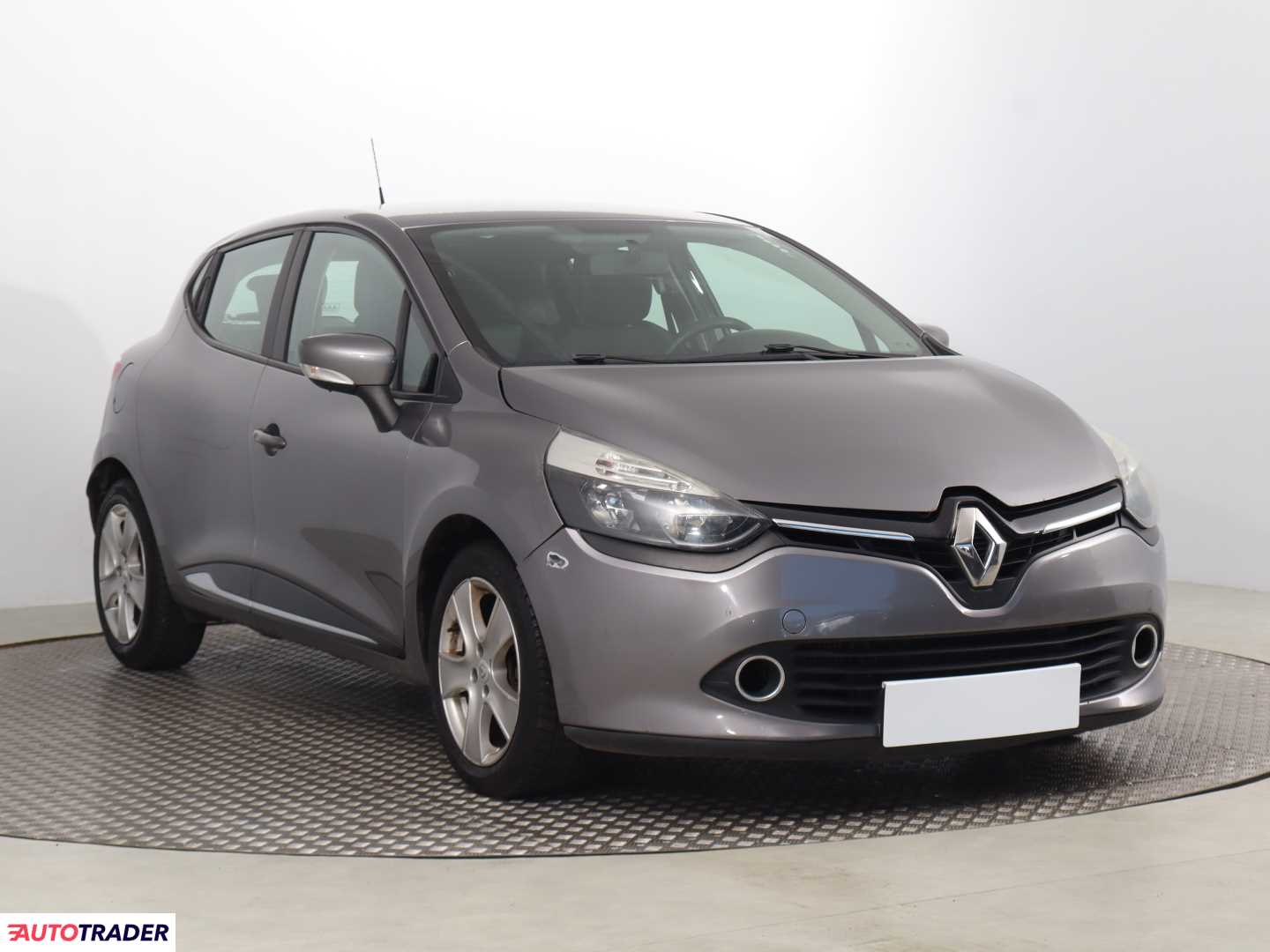 Renault Clio 2015 1.1 118 KM