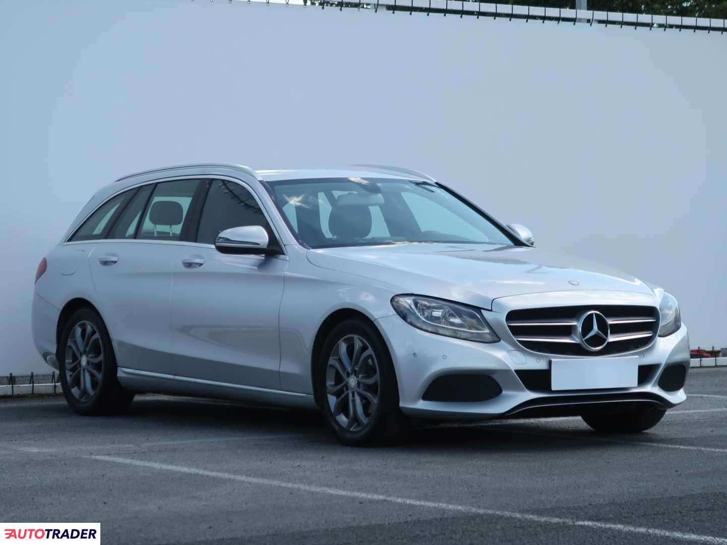 Mercedes C-klasa 2016 1.6 113 KM