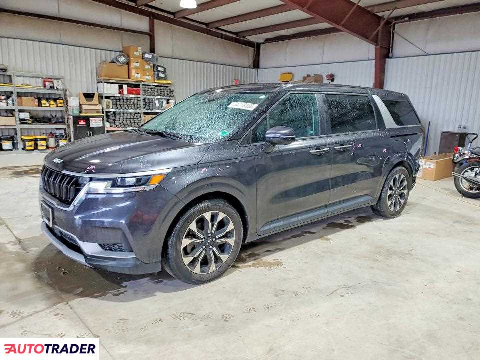 Kia Carnival 2022 3