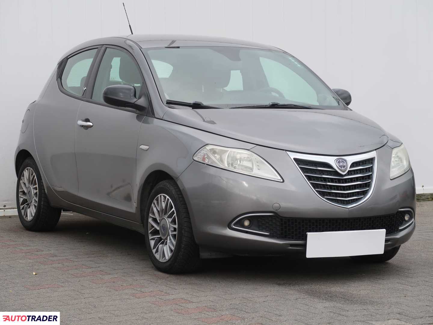 Lancia Ypsilon 1.2 68 KM 2012r. (Piaseczno)