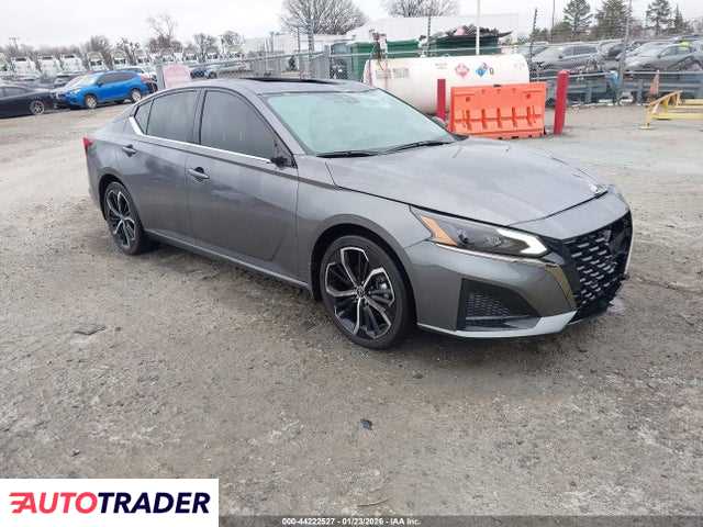 Nissan Altima 2025 2