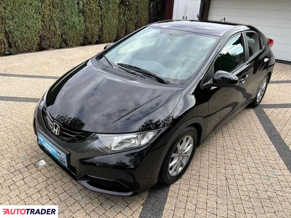 Honda Civic 2013 1.3 100 KM