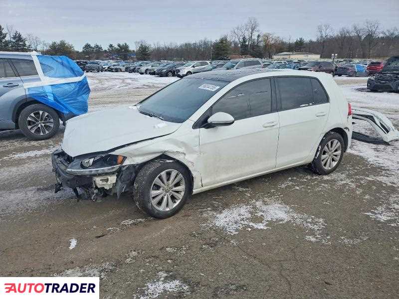 Volkswagen Golf 2021 1