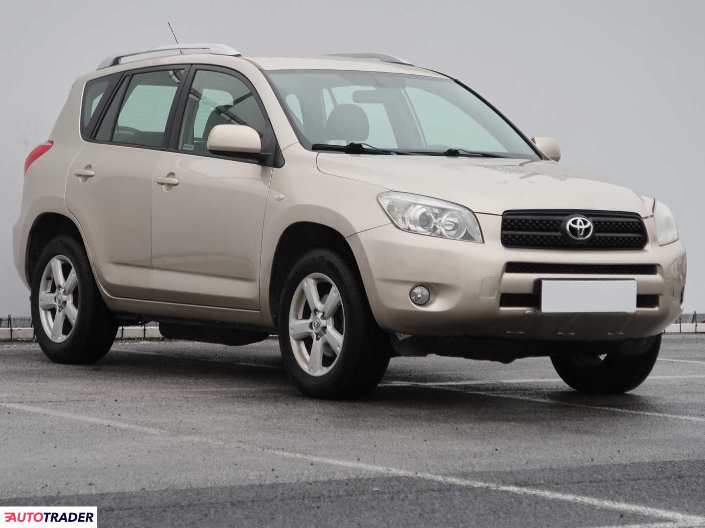 Toyota RAV 4 2006 2.0 150 KM