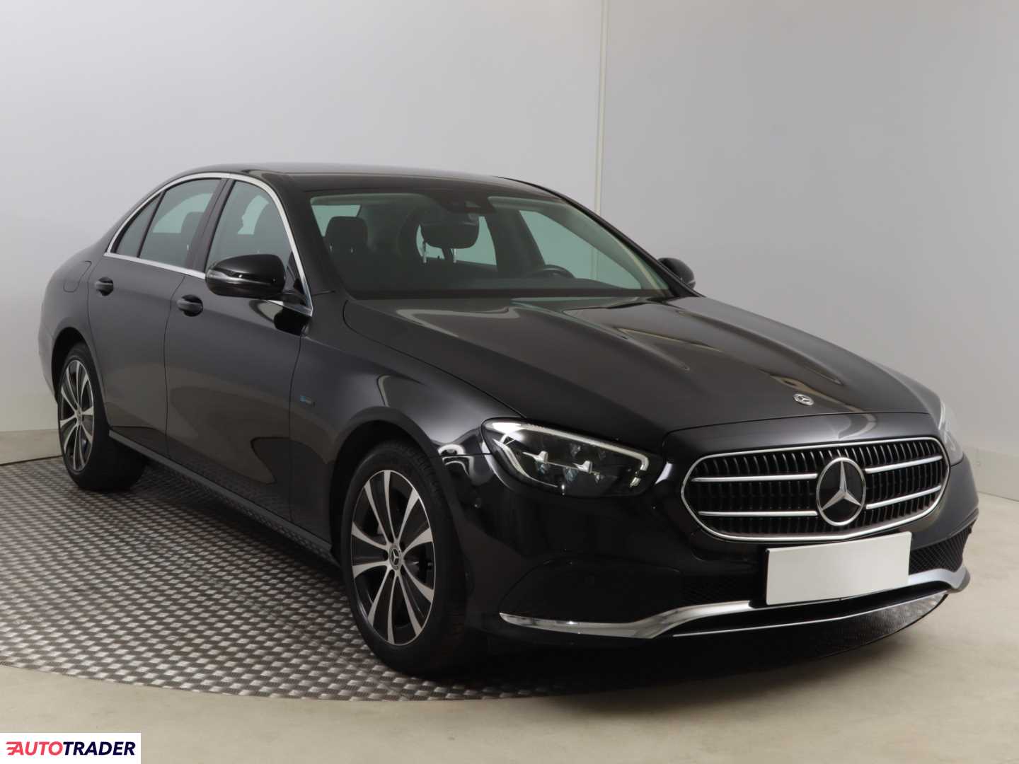 Mercedes E-klasa 2020 2.0 315 KM