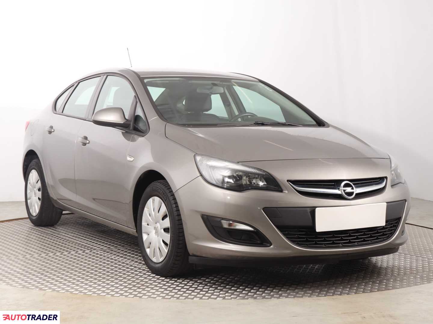 Opel Astra 2017 1.6 113 KM