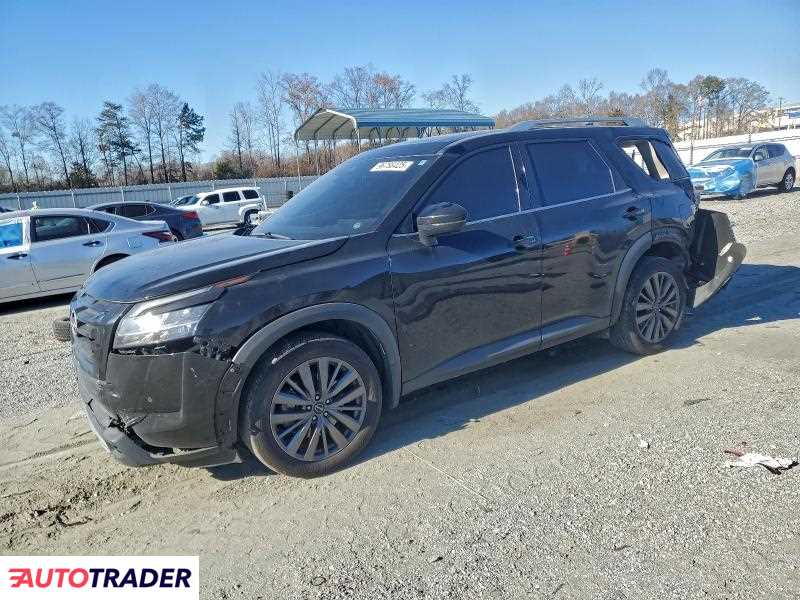 Nissan Pathfinder 2024 3