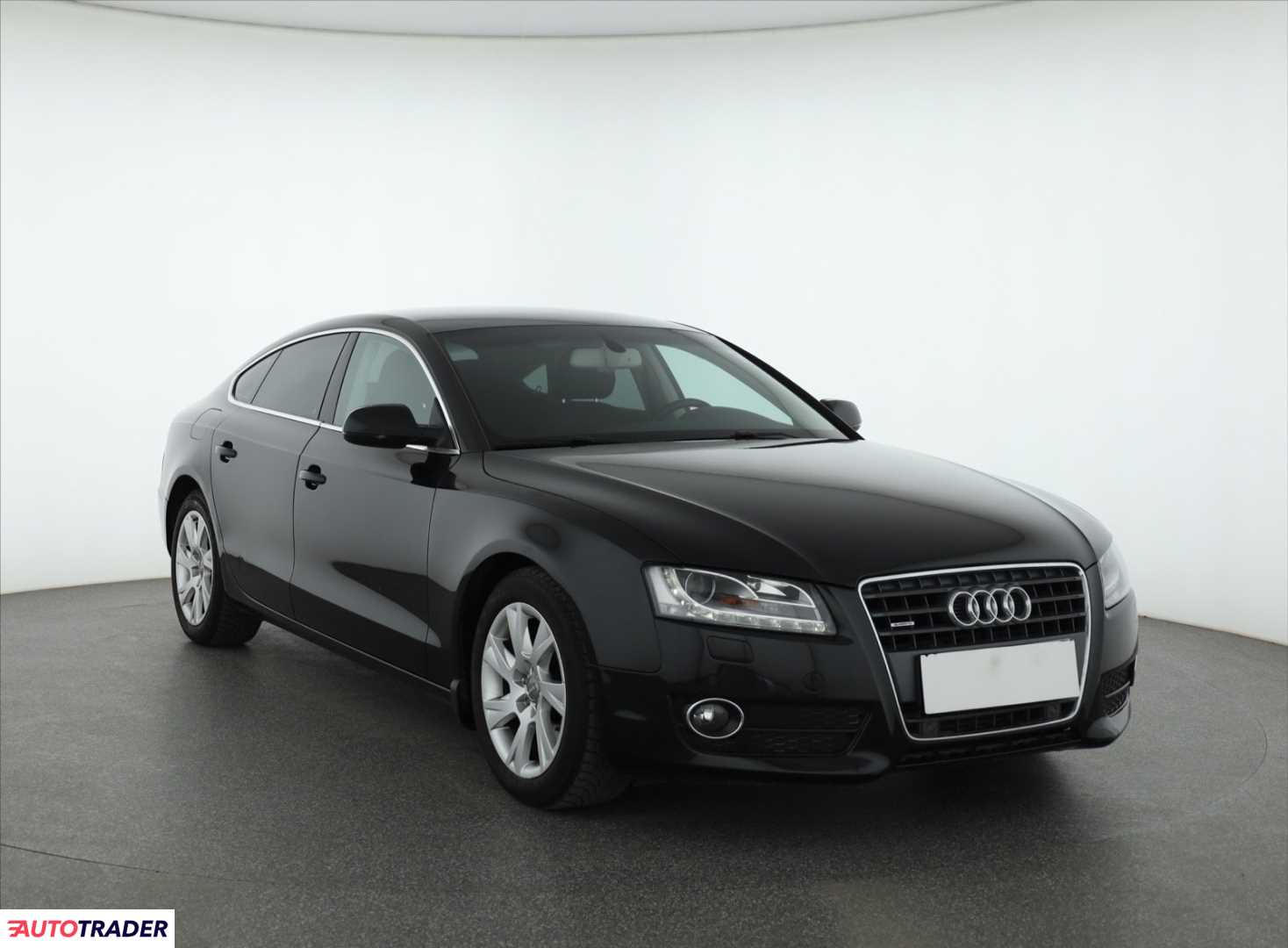 Audi A5 2010 2.0 207 KM