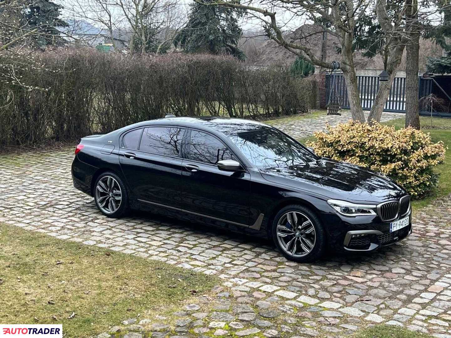 BMW 760 2018 6.6 610 KM BMW 760 2018 6.6 610 KM