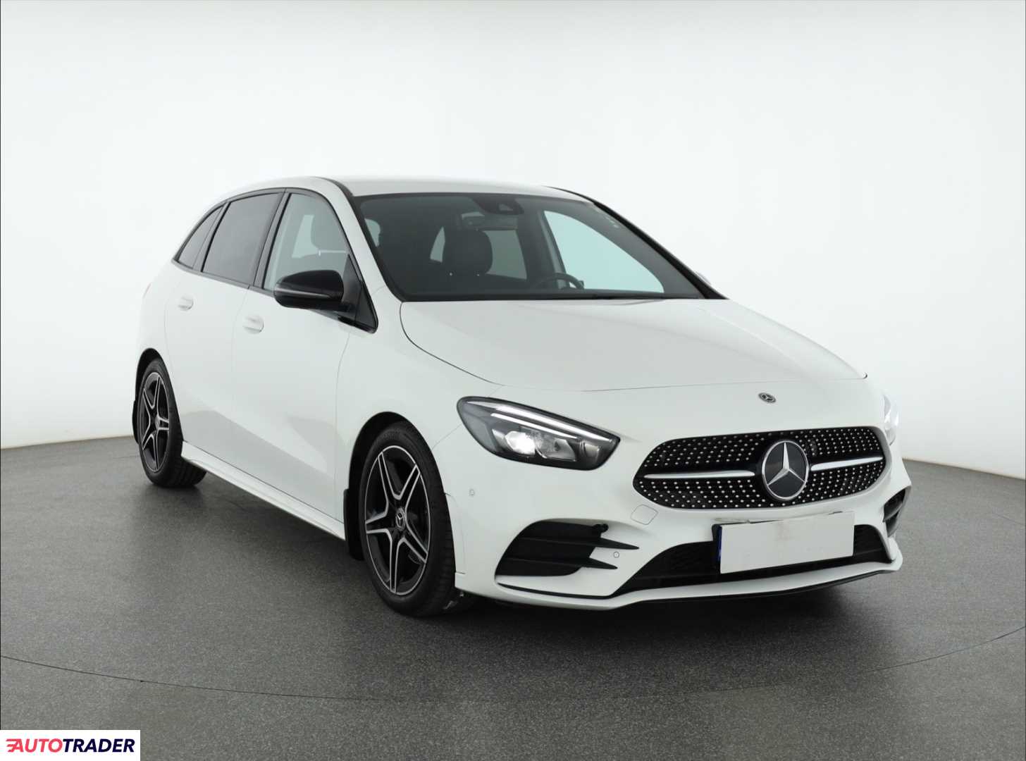 Mercedes B-klasa 1.3 134 KM 2019r. (Piaseczno)