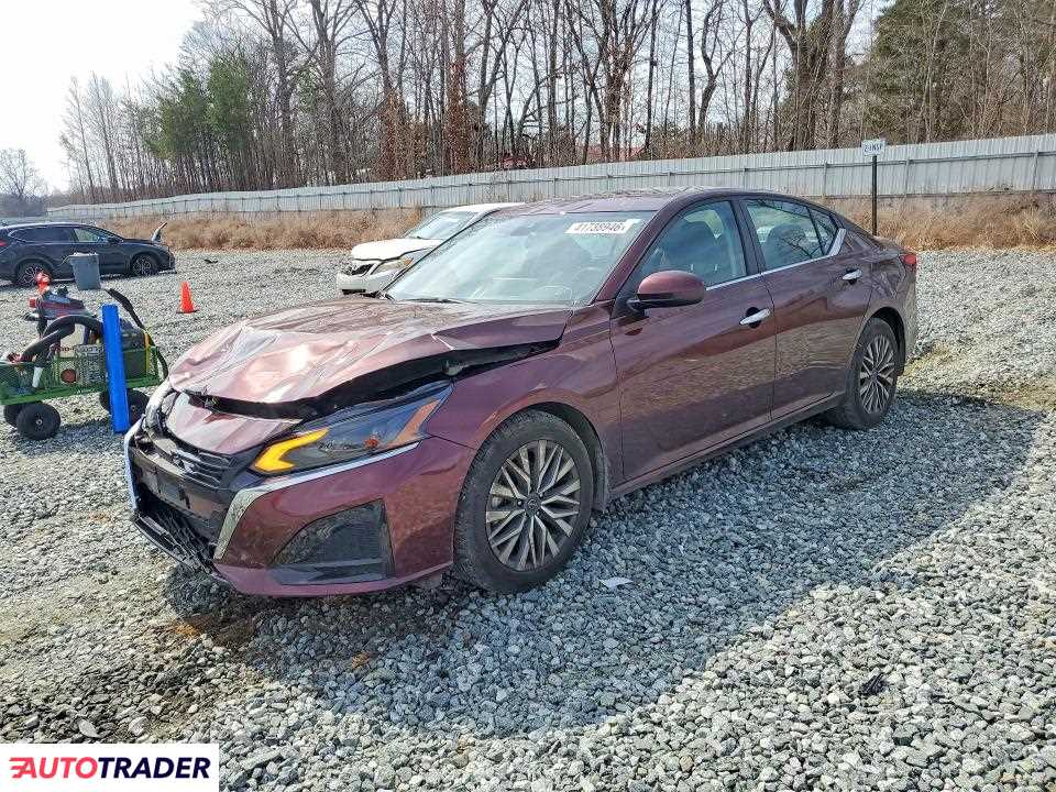 Nissan Altima 2023 2