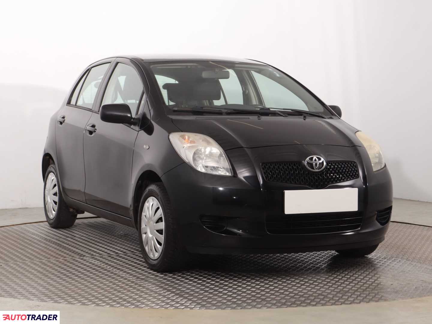 Toyota Yaris 2008 1.0 68 KM