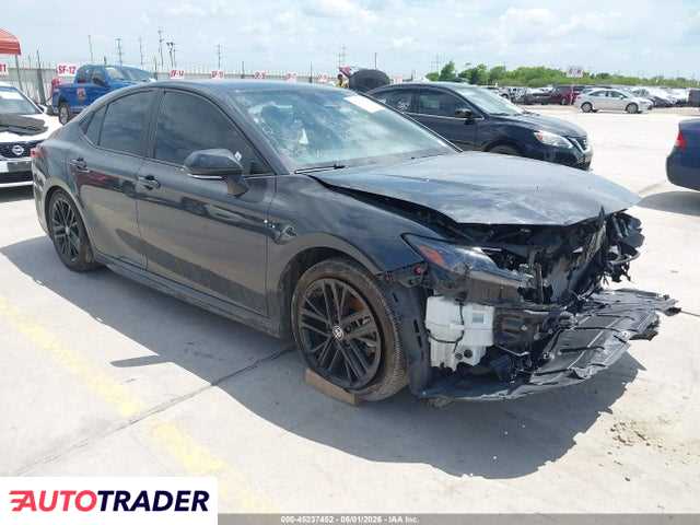 Toyota Camry 2025 2