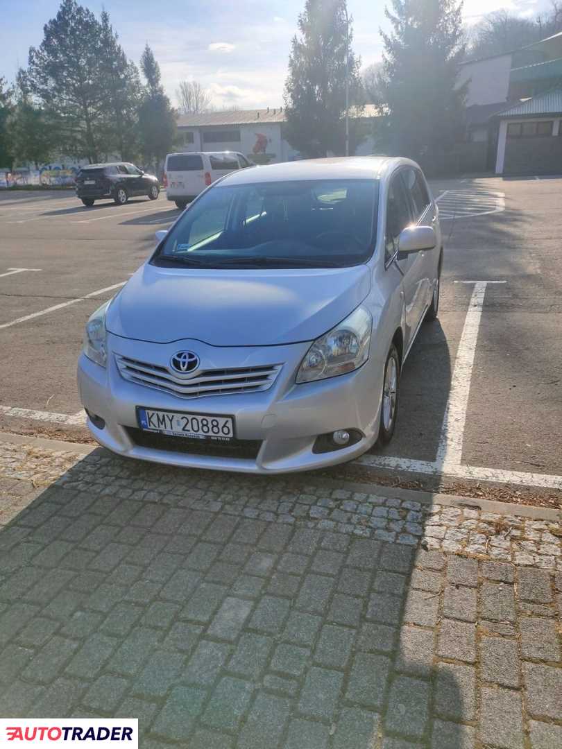 Toyota Verso 2009 1.6 132 KM