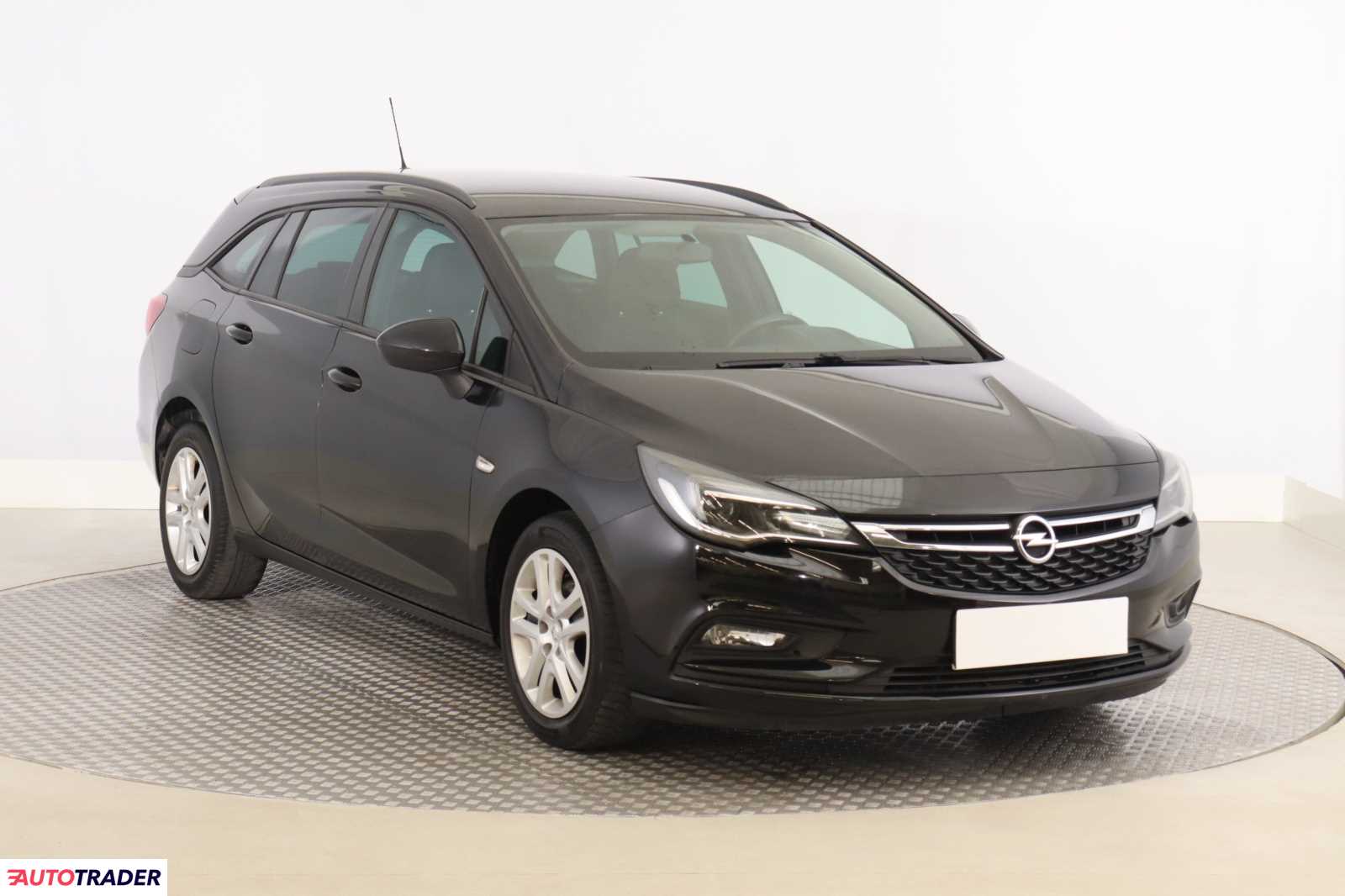 Opel Astra 2016 1.6 108 KM