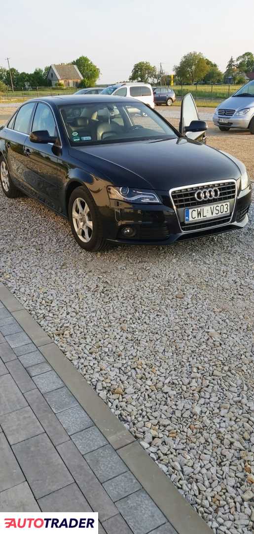 Audi A4 2010 2.0 211 KM