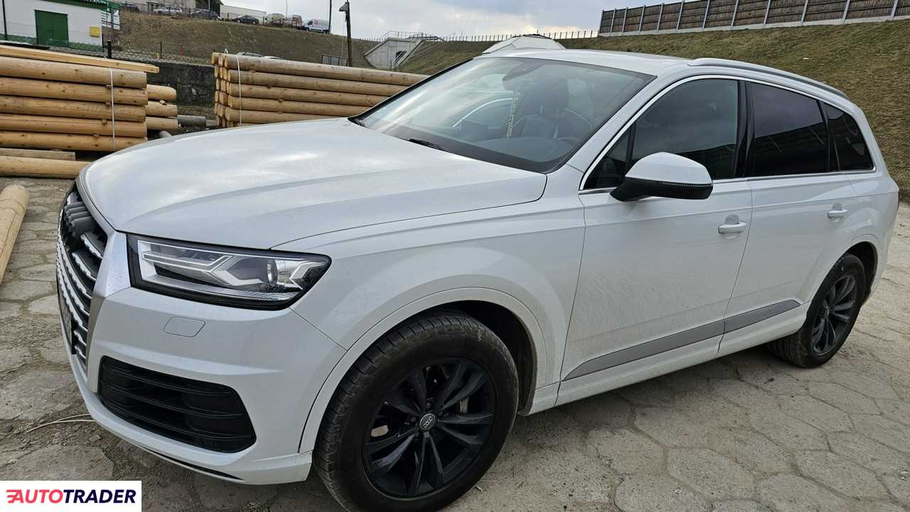 Audi Q7 2.0 benzyna 252 KM 2017r. (sanok)