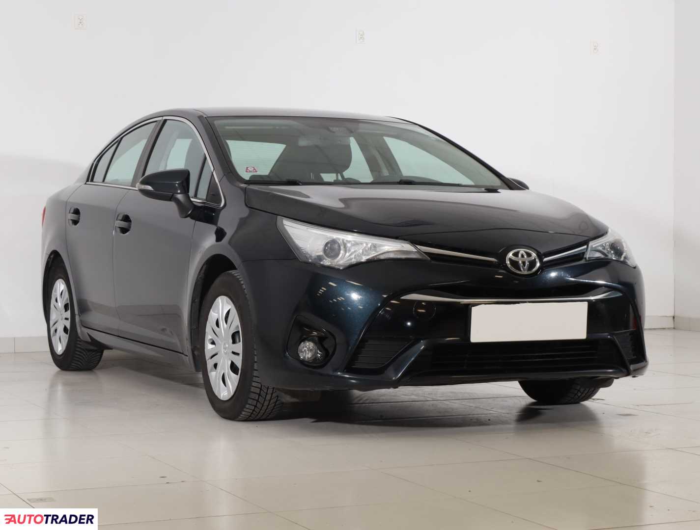 Toyota Avensis 1.6 130 KM 2016r. (Piaseczno)