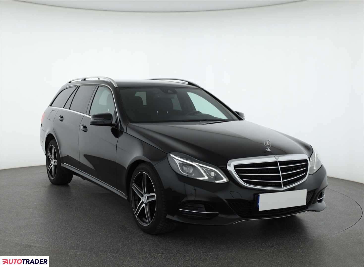 Mercedes E-klasa 2013 2.0 181 KM