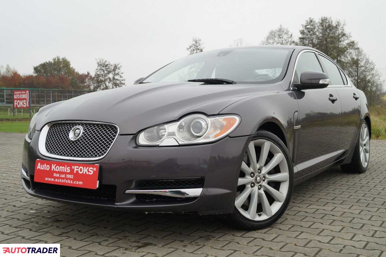 Jaguar XF 2010 3.0 210 KM