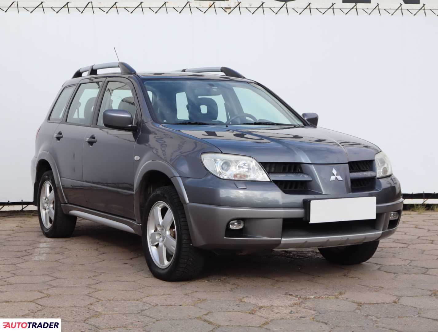 Mitsubishi Outlander 2006 2.0 134 KM Mitsubishi Outlander 2006 2.0 134 KM