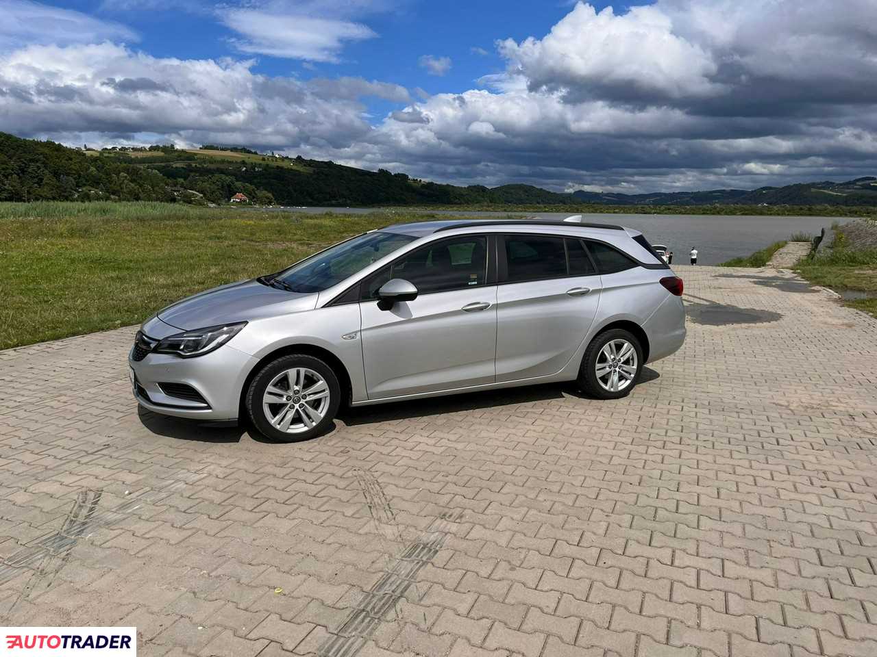 Opel Astra 2017 1.4 150 KM