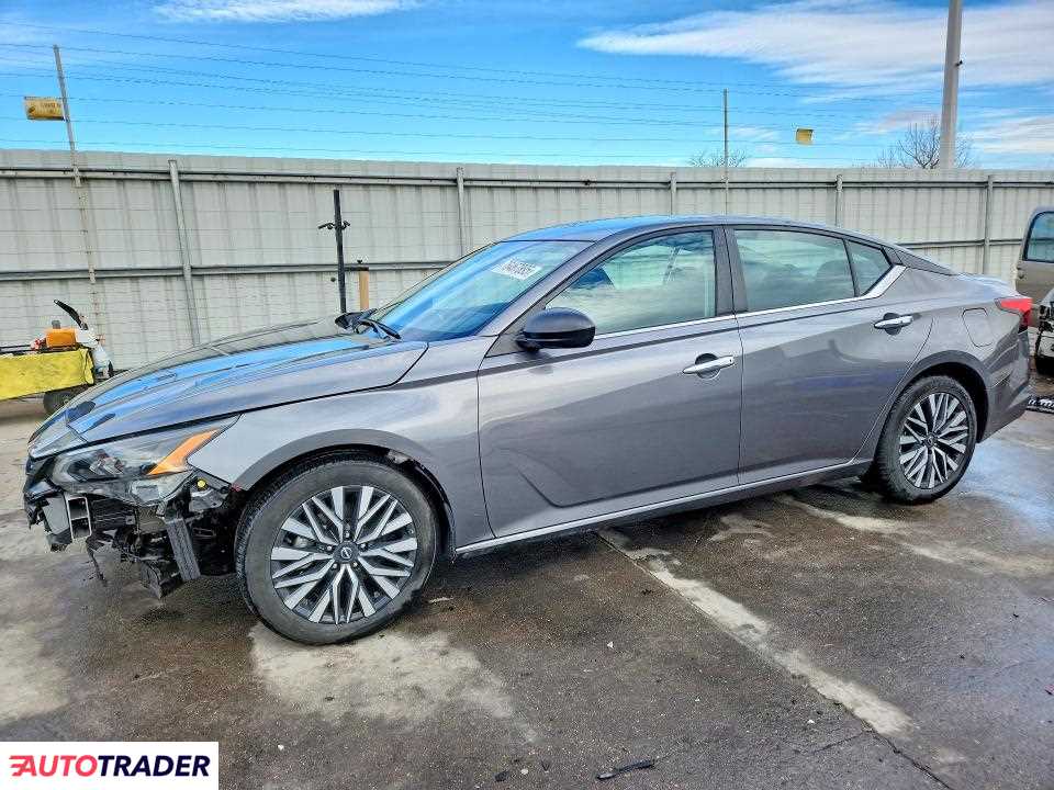 Nissan Altima 2024 2