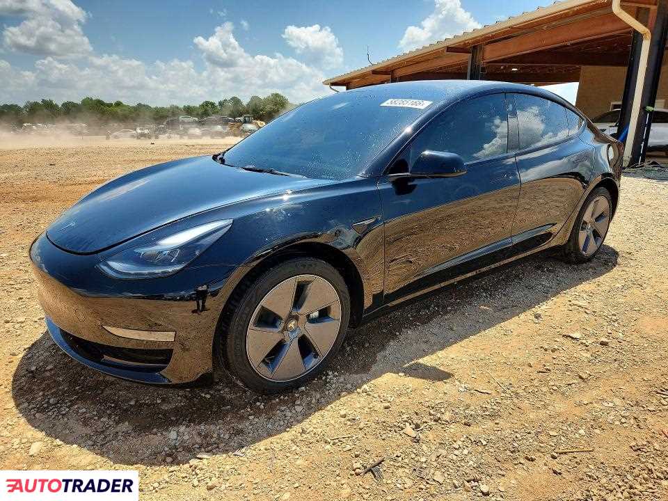Tesla Model 3 2023