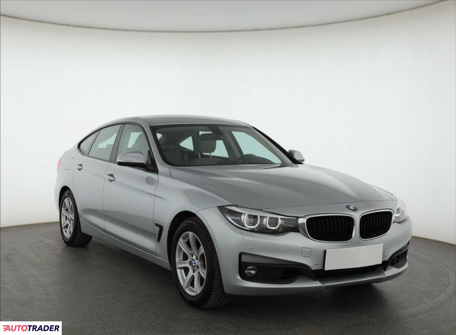 BMW 320 Gran Turismo 2017 2.0 181 KM